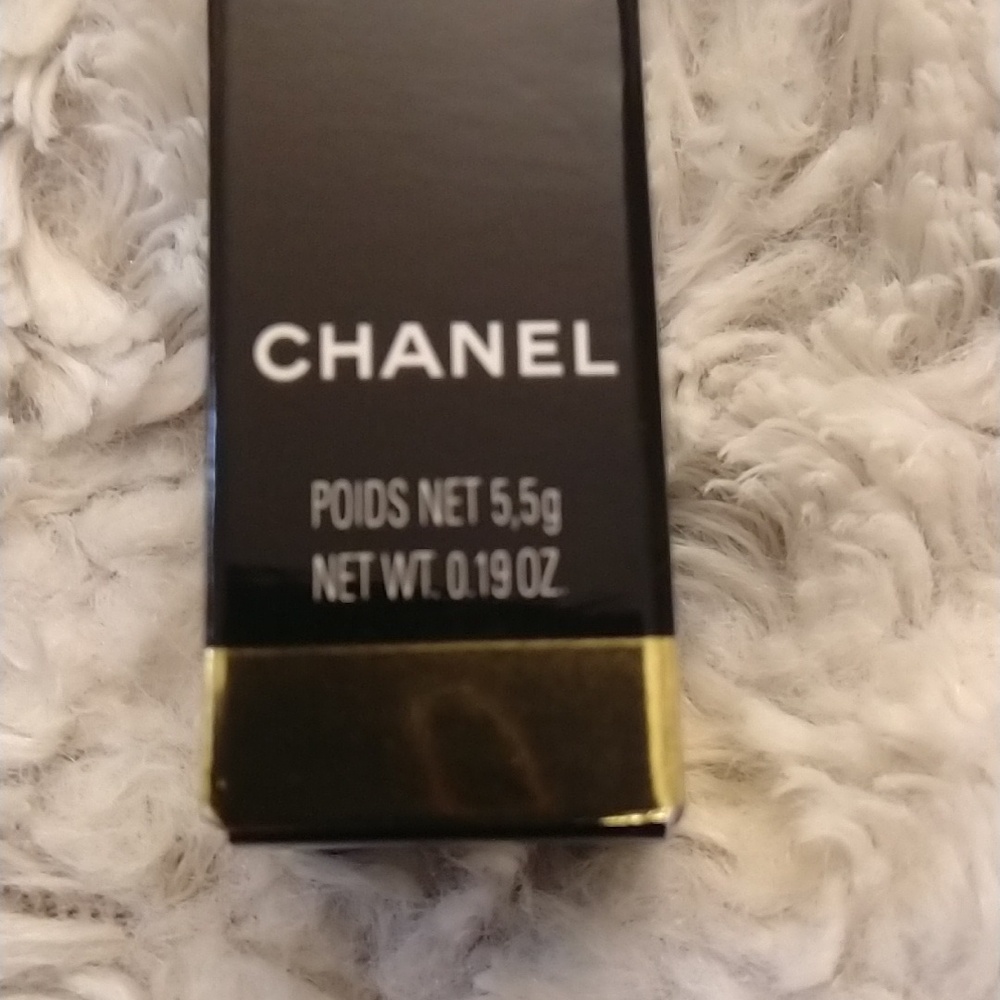 Chanel Rouge Coco Gloss 774 Excitation - Picture 3 of 7